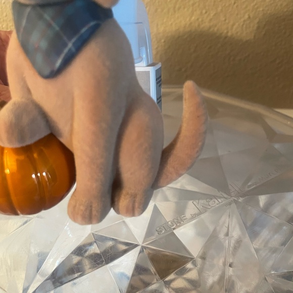 Bath & Body Works Golden Retriever Dog with Pumpkin Wall Flower NEW & CUTEE! - Picture 5 of 16